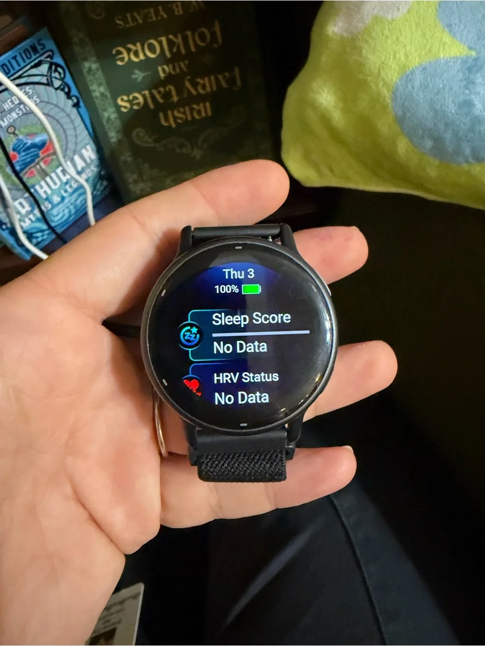 garmin Black VivoActive 5 with Black Nylon Band